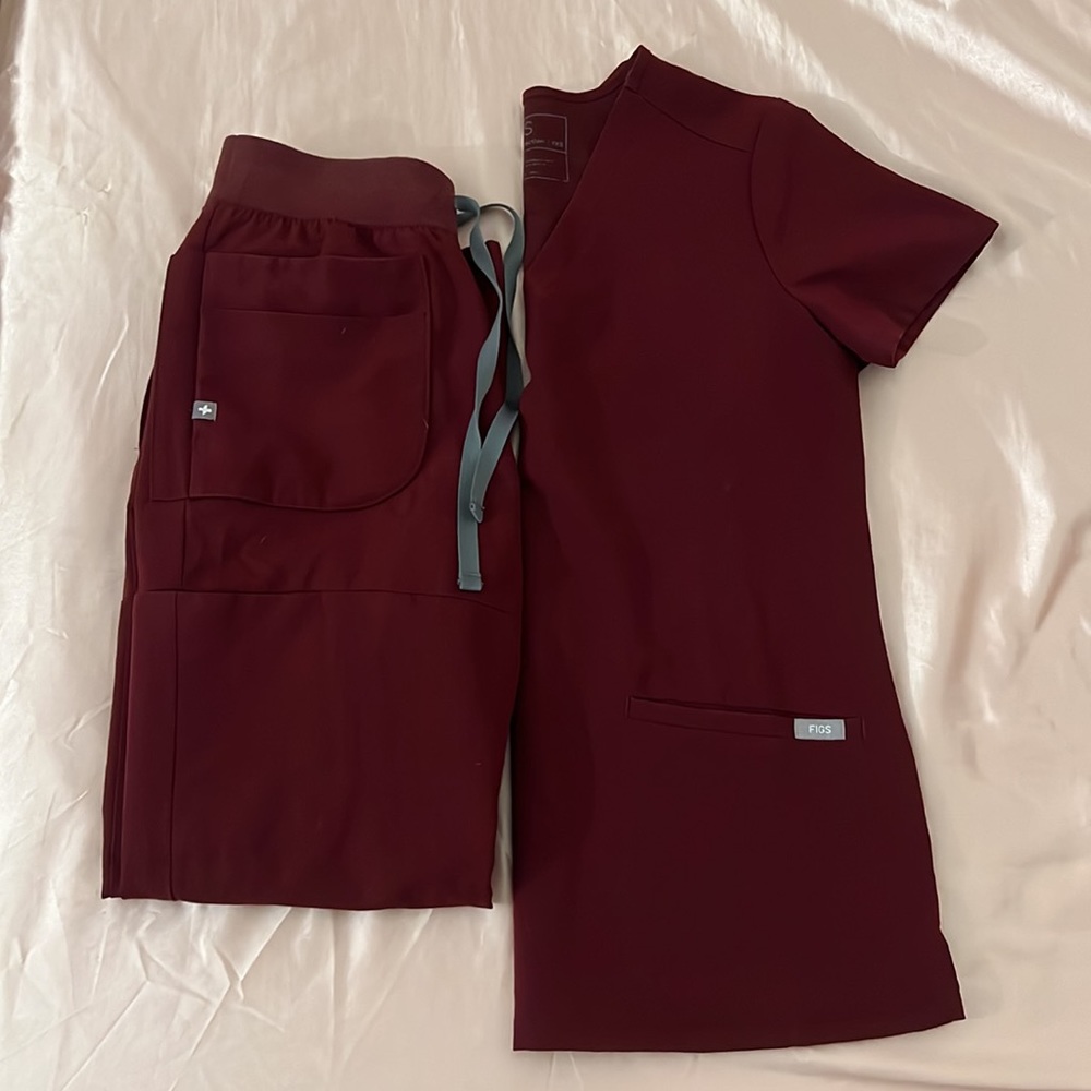 FIGS set Burgundy